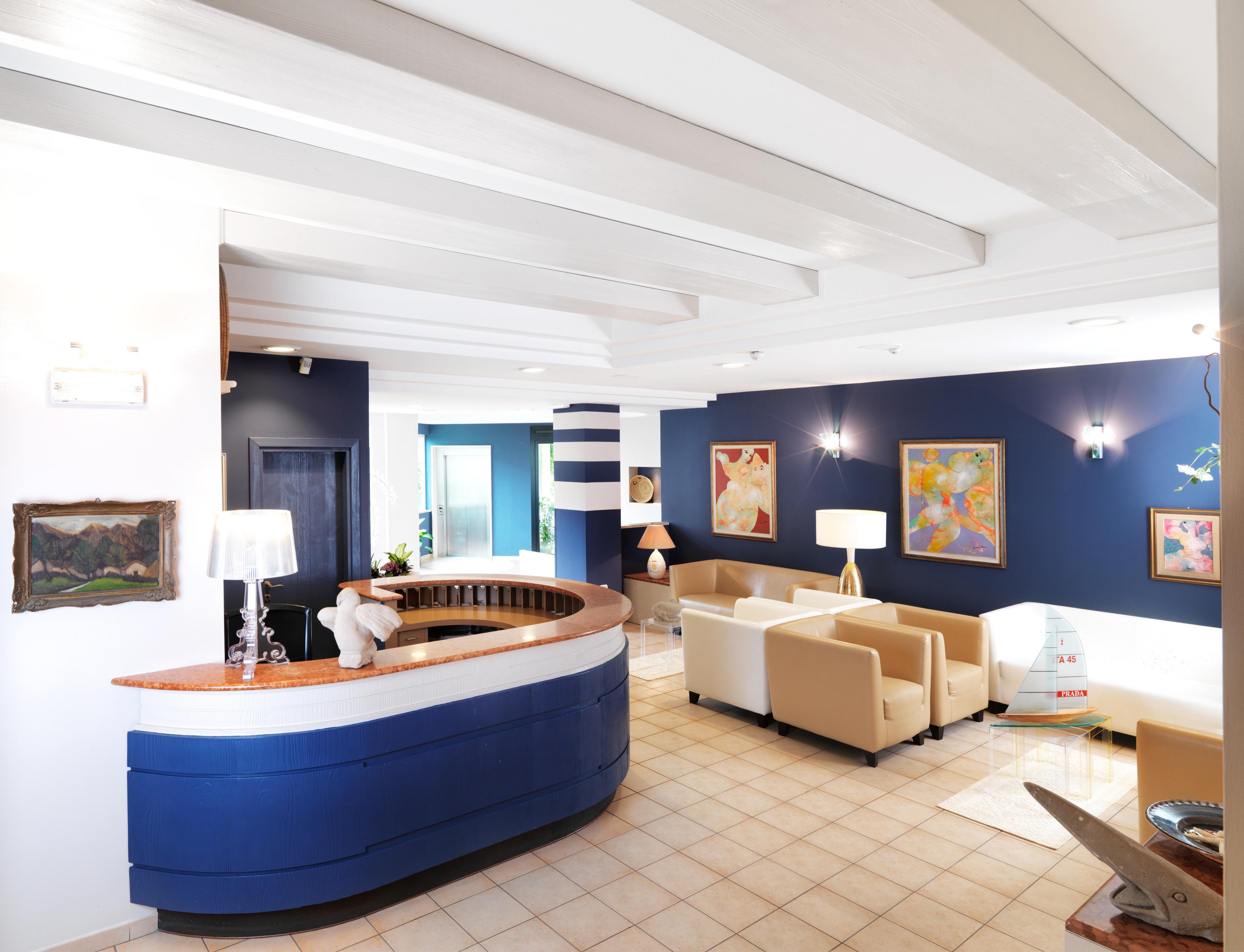 & Riviera Hotel 4*