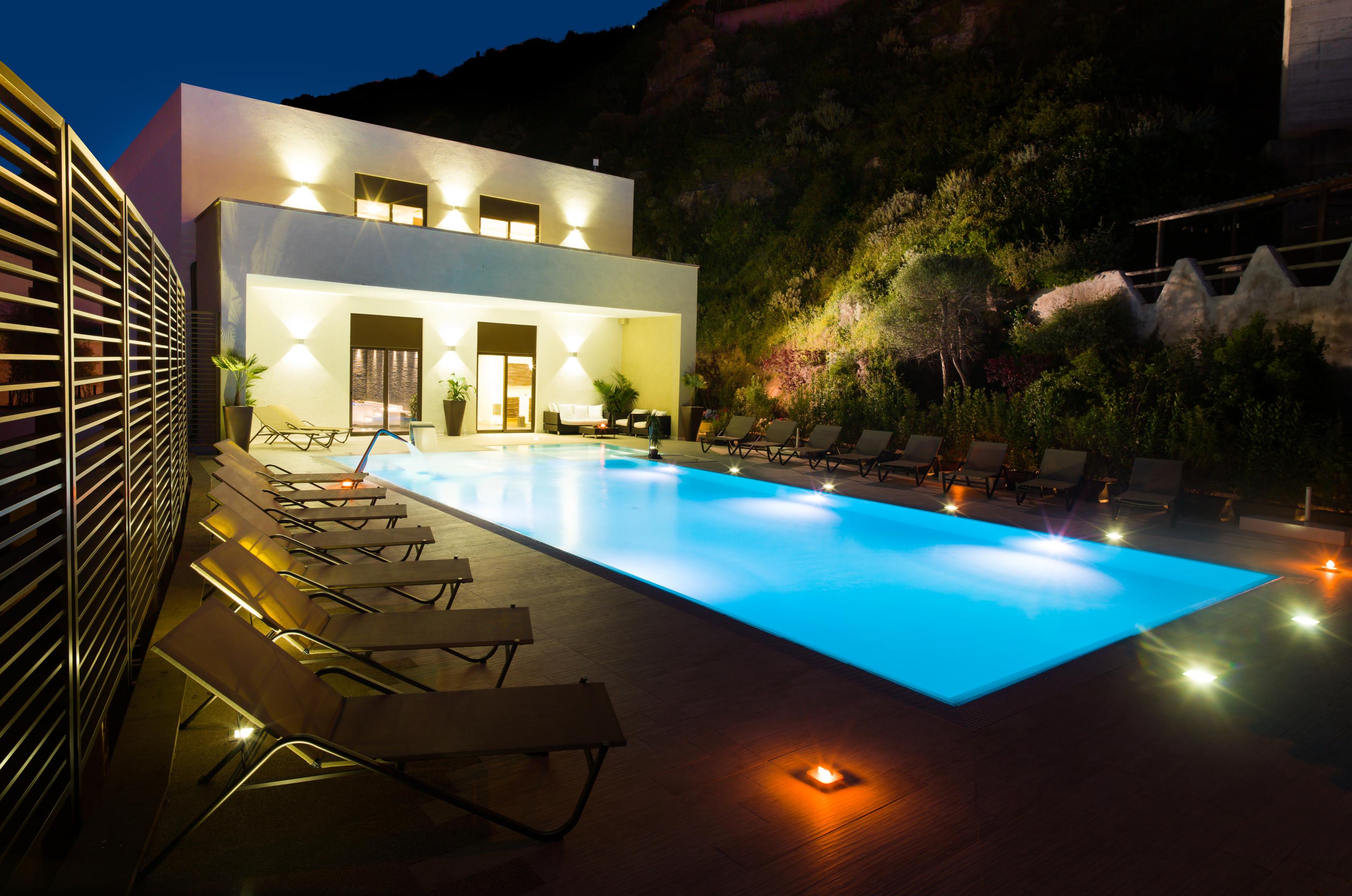 & Riviera 4*